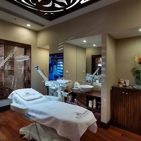 Resort Sunrise Queen Luxury Side