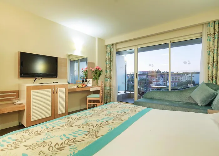 Sunrise Queen Luxury منتجع سيدي