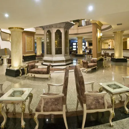 Курортний комплекс Sunrise Queen Luxury