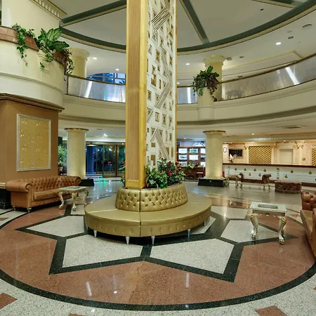 Sunrise Queen Luxury Rezort Side