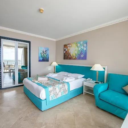 Resort Sunrise Queen Luxury