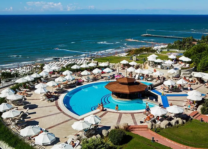 Resort Sunrise Queen Luxury Side