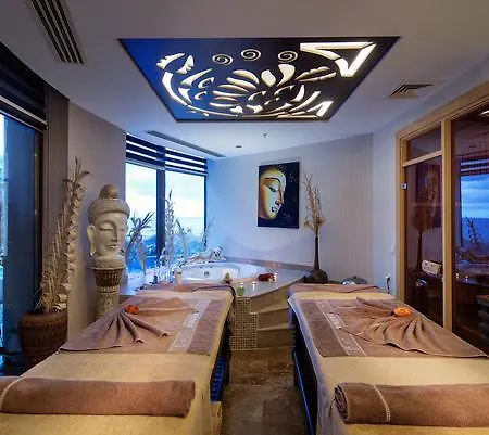 Sunrise Queen Luxury Курортний комплекс