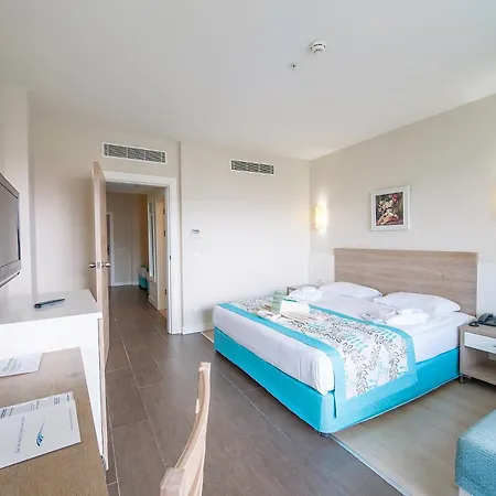 Курортний комплекс Sunrise Queen Luxury