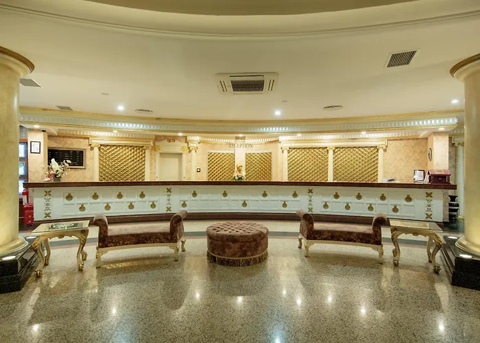 Курортний комплекс Sunrise Queen Luxury