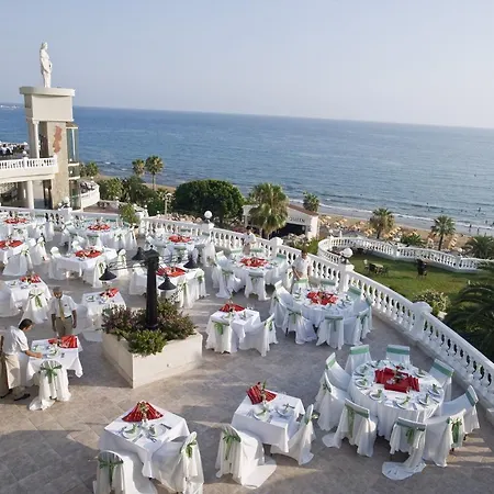 Resort Sunrise Queen Luxury Side