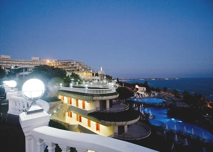 Sunrise Queen Luxury Сиде